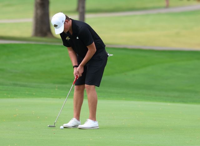 Athlete profile featured image number 1 of 6