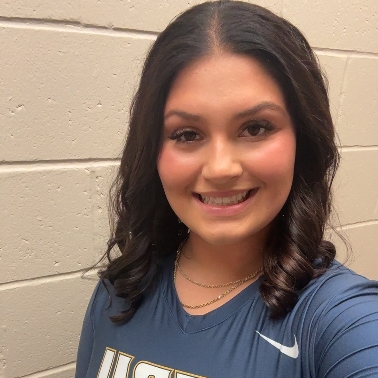 Kera Reyne athlete profile head shot