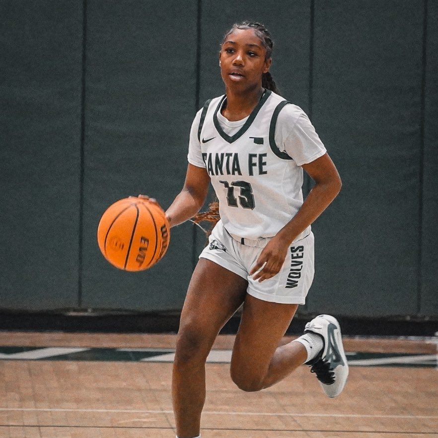 Aniyah Burney athlete profile head shot