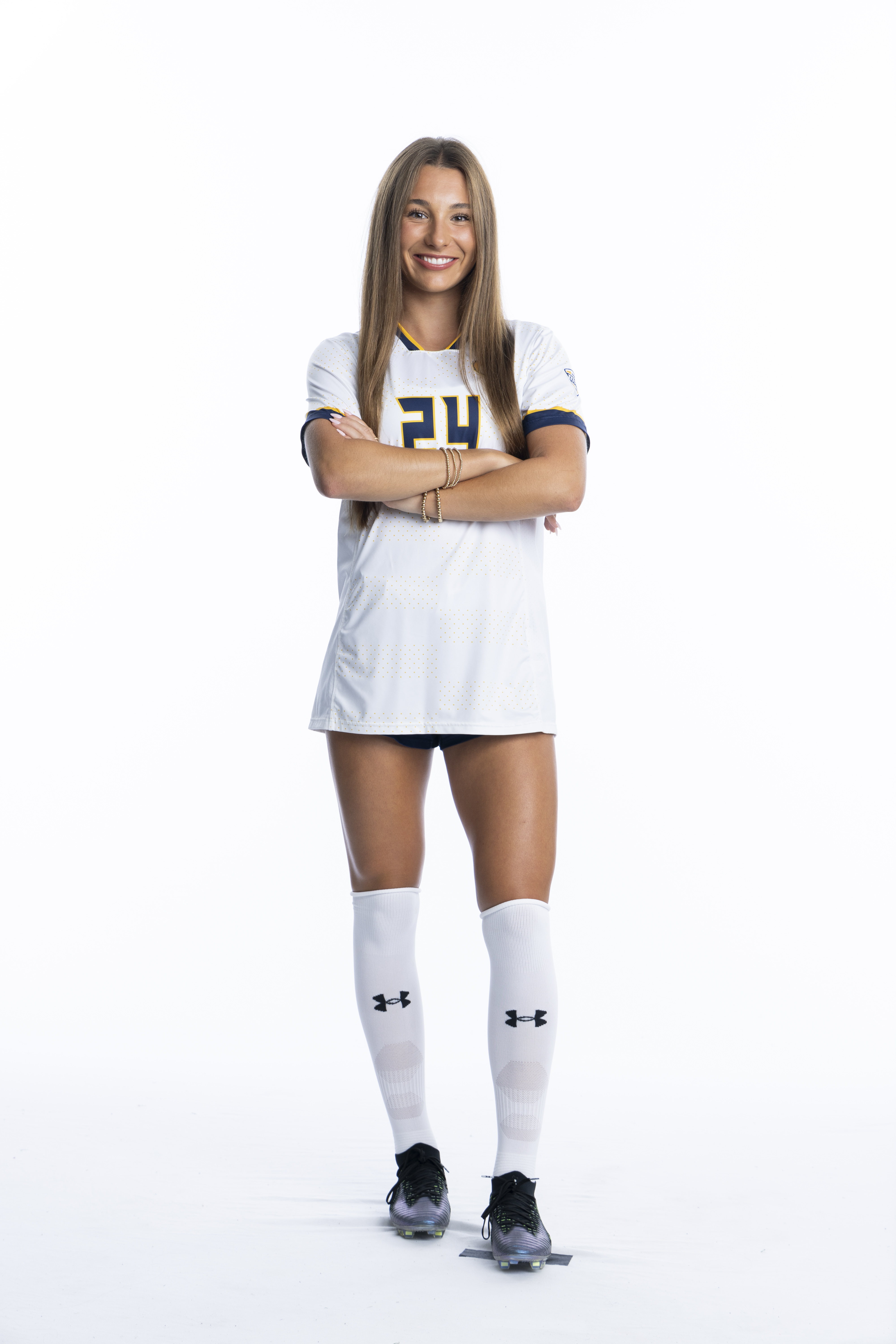 Isabelle Leofanti athlete profile head shot