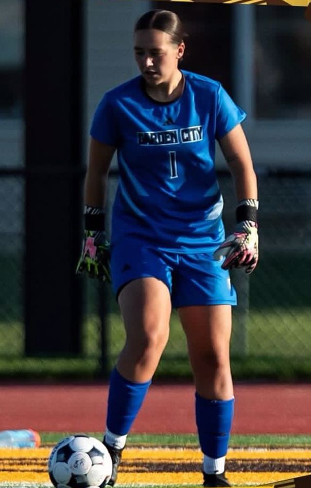 Athlete profile featured image number 2 of 4