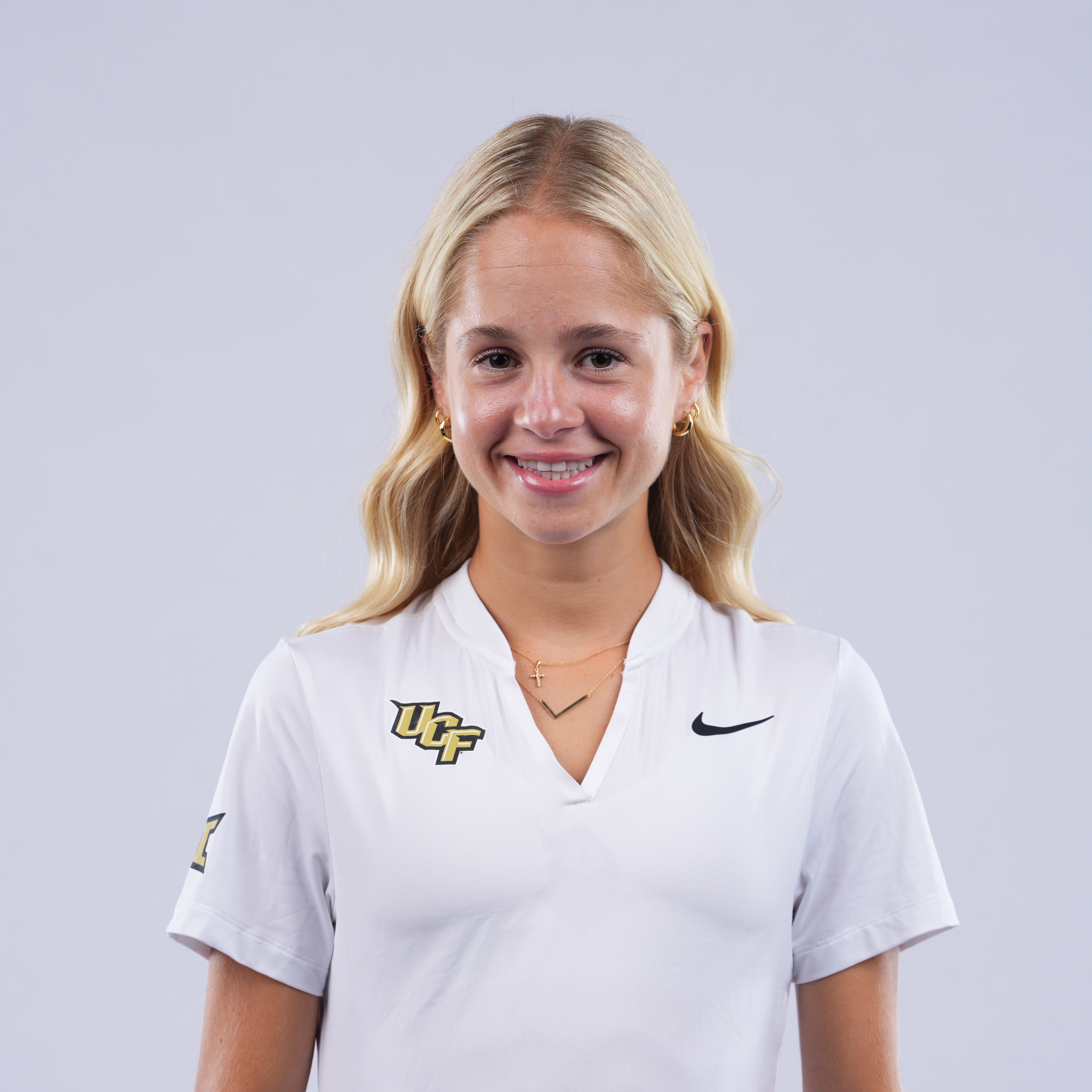 Alexandra Raquet athlete profile head shot