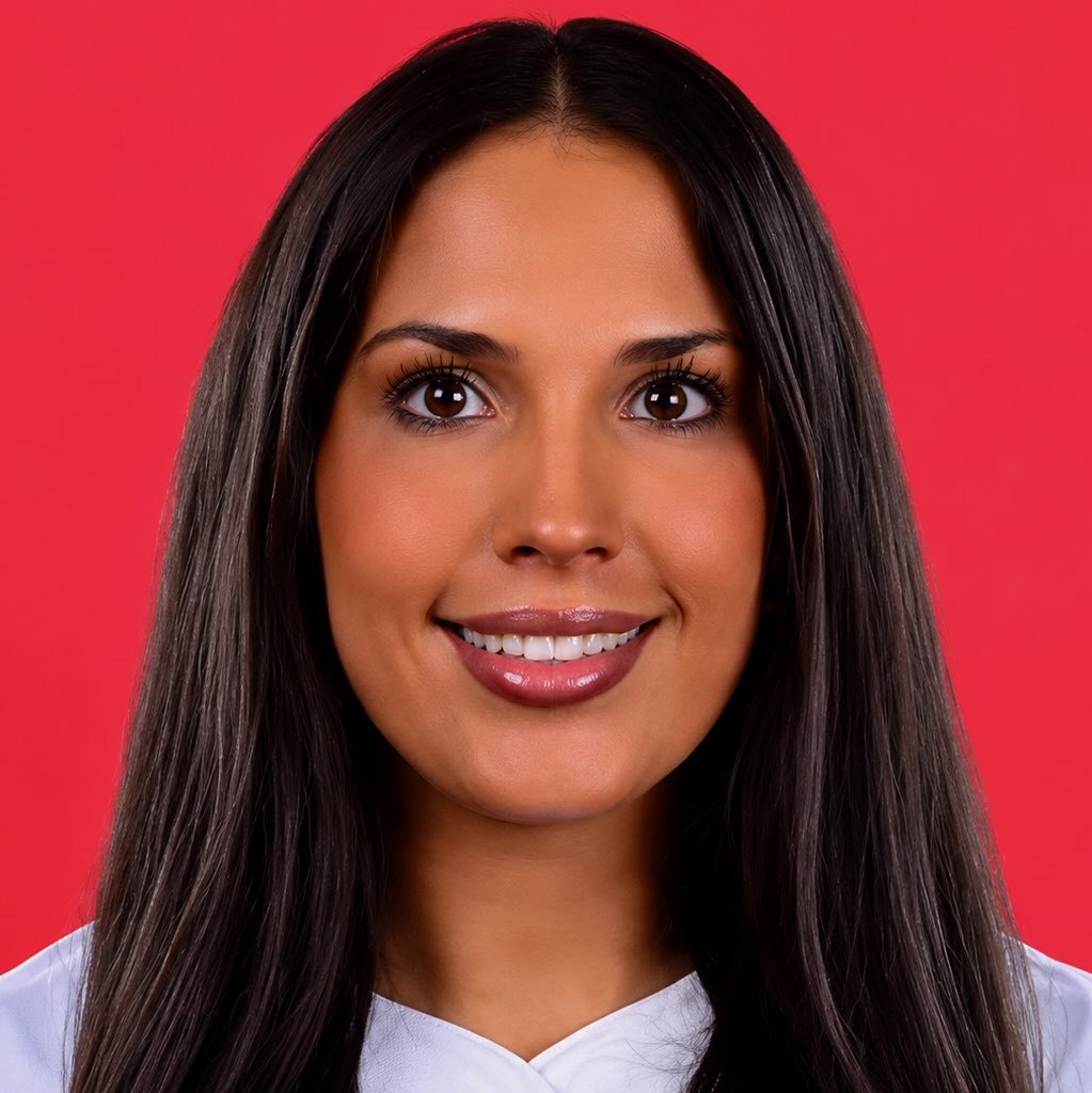 Naomi Bottomlee athlete profile head shot