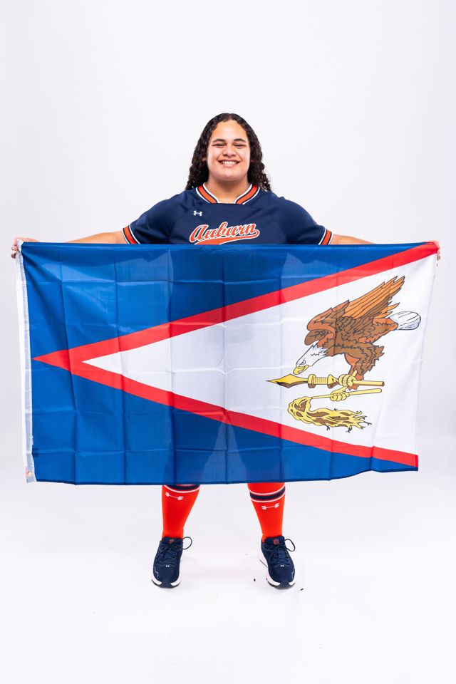 Athlete profile featured image number 2 of 4