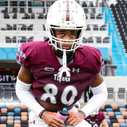 Zyon Davis athlete profile head shot