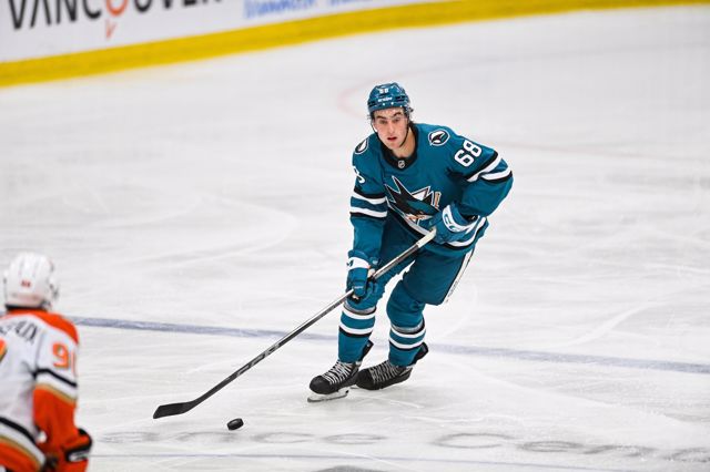 Athlete profile featured image number 2 of 4
