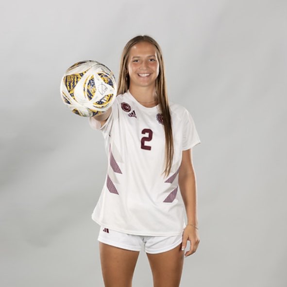 Ellie Neath athlete profile head shot