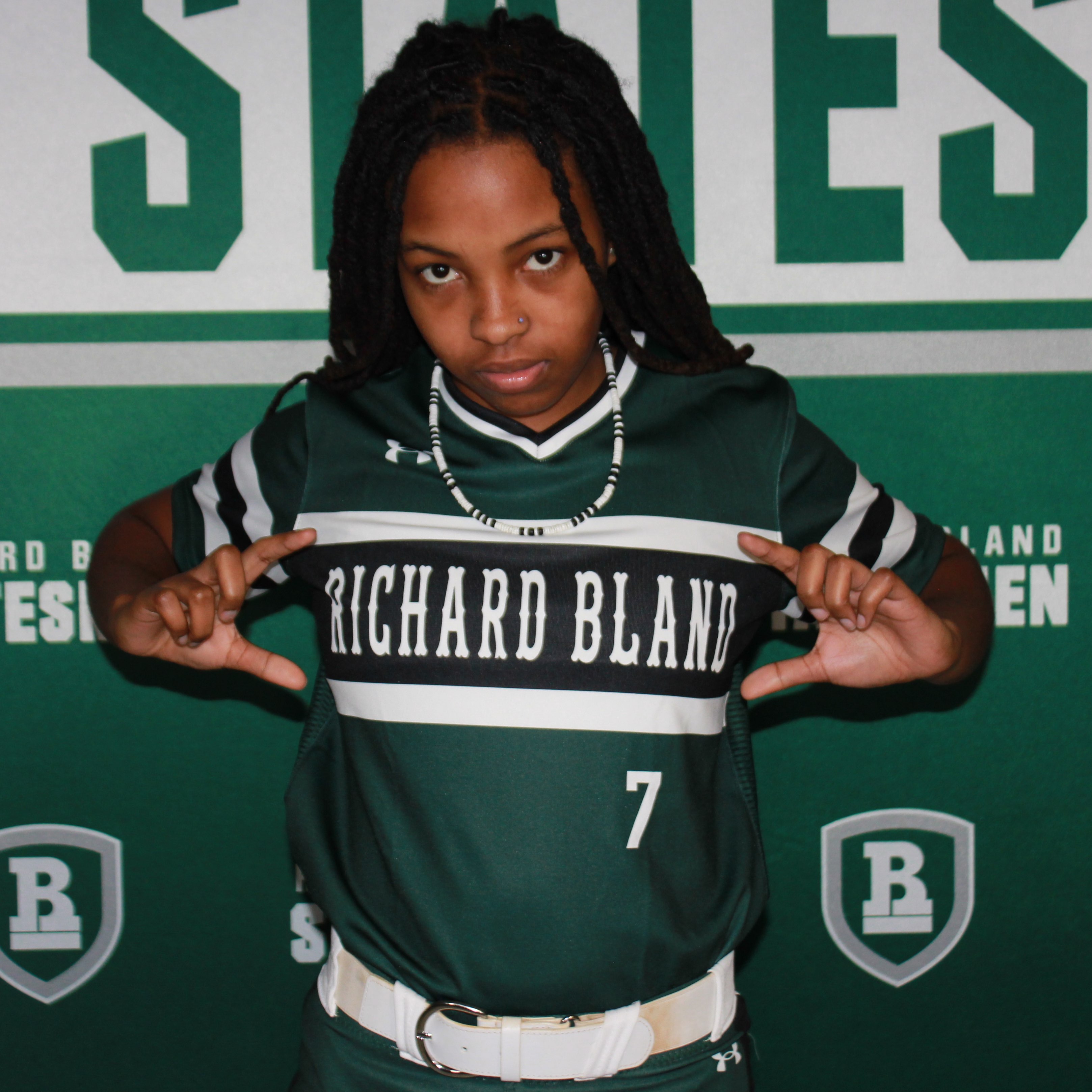 Jaylin Daggins athlete profile head shot