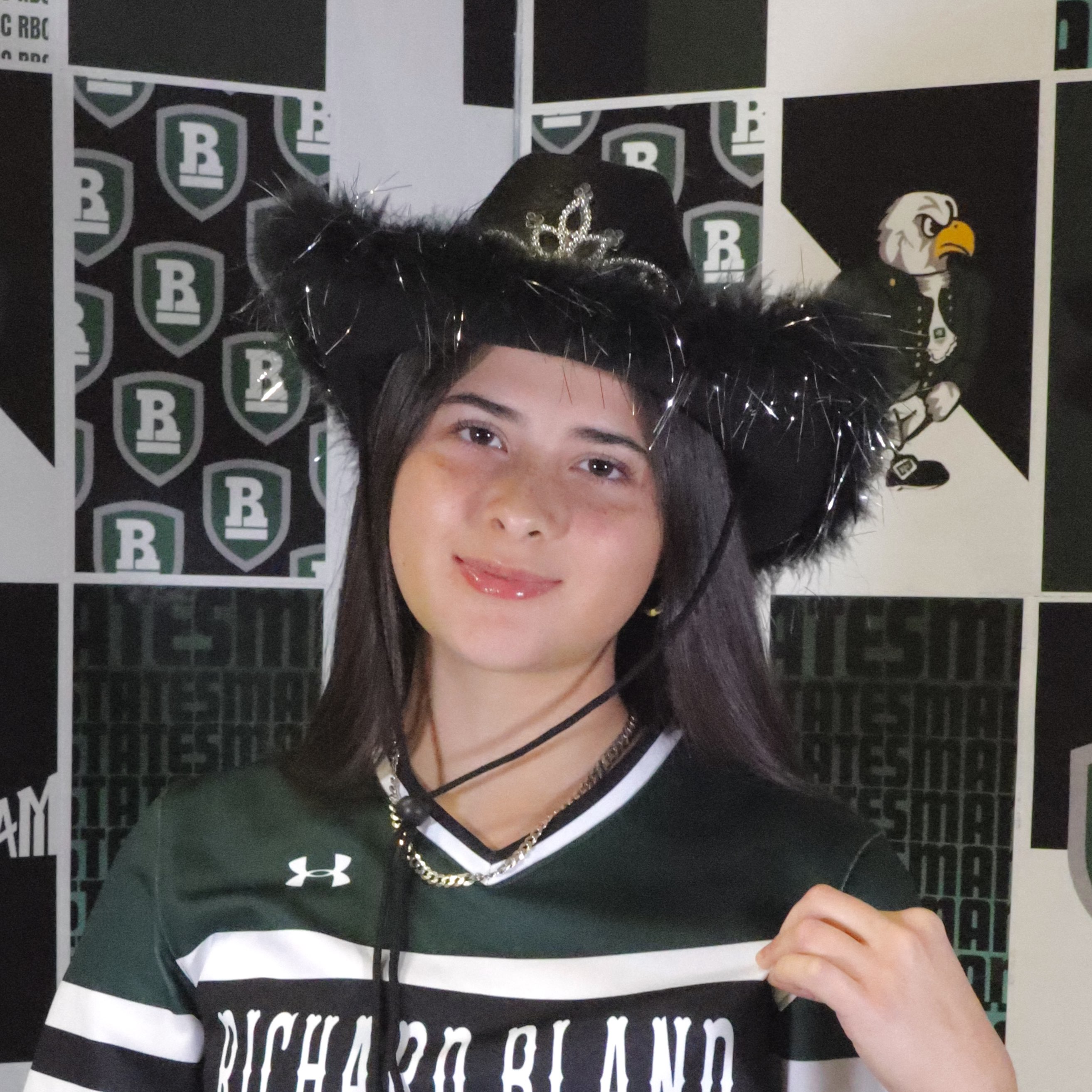 Daphne Hall athlete profile head shot