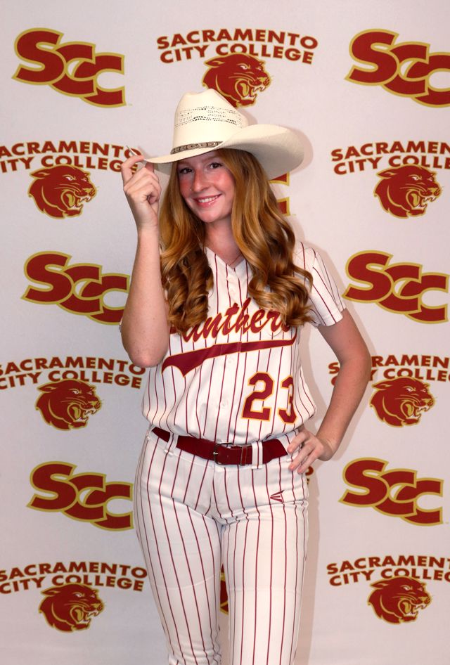 Athlete profile featured image number 2 of 4