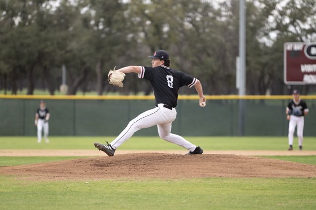 Athlete profile featured image number 3 of 5