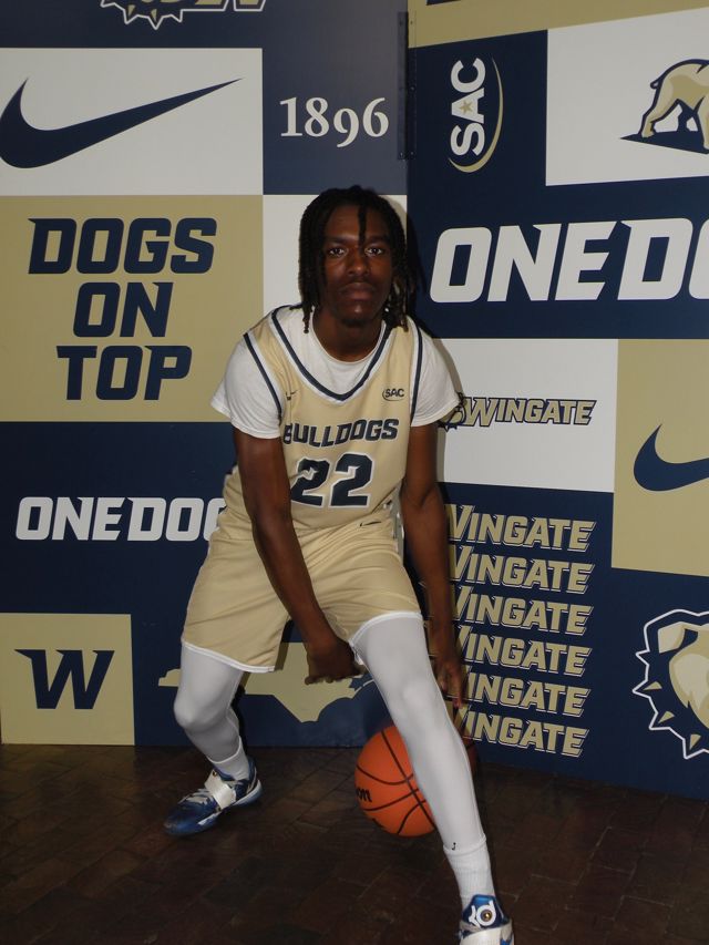 Athlete profile featured image number 3 of 10