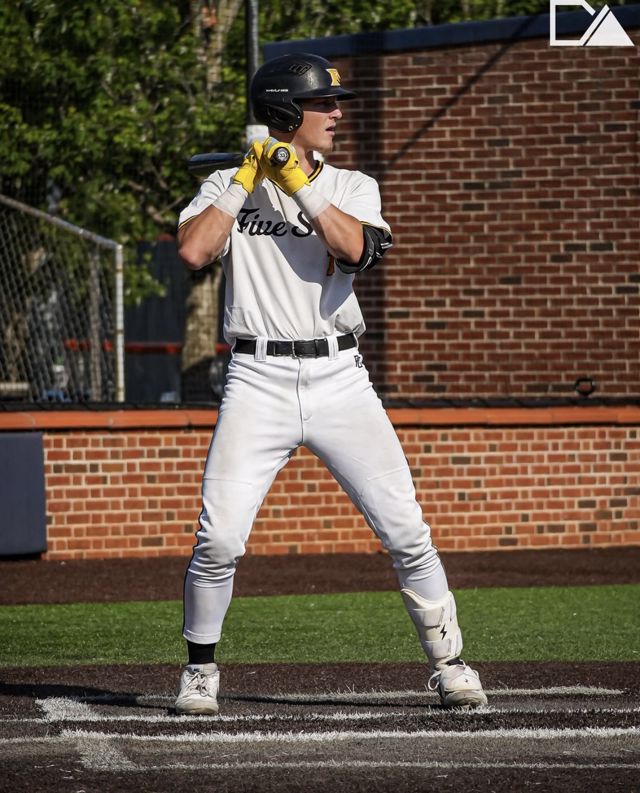 Athlete profile featured image number 5 of 6
