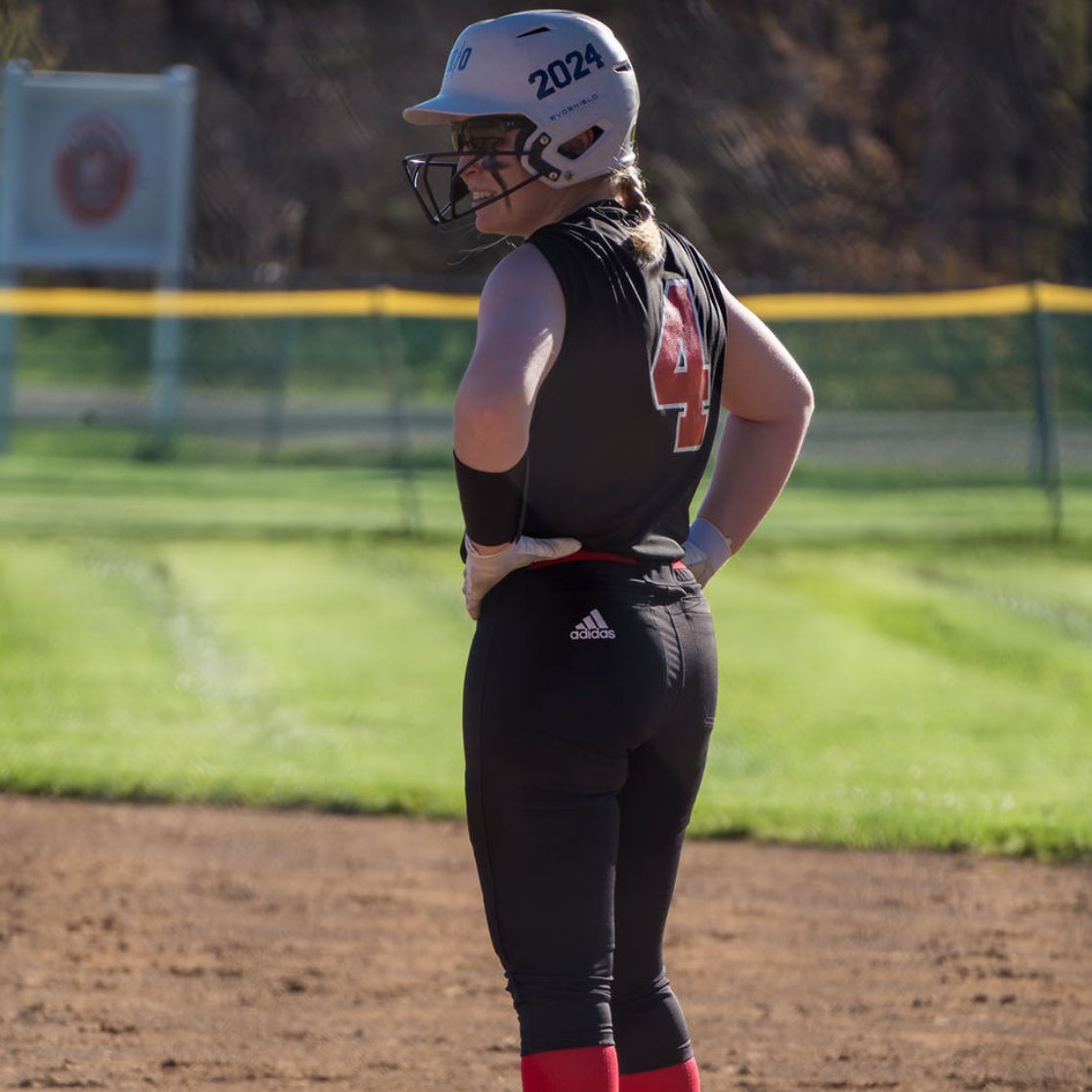 Isabella Hunter athlete profile head shot