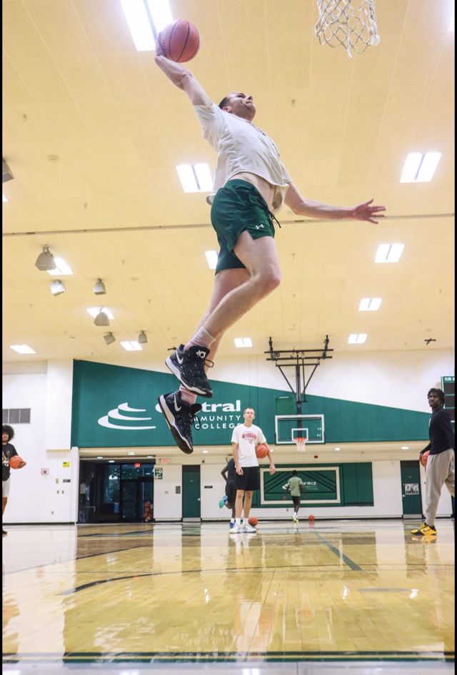 Athlete profile featured image number 3 of 4