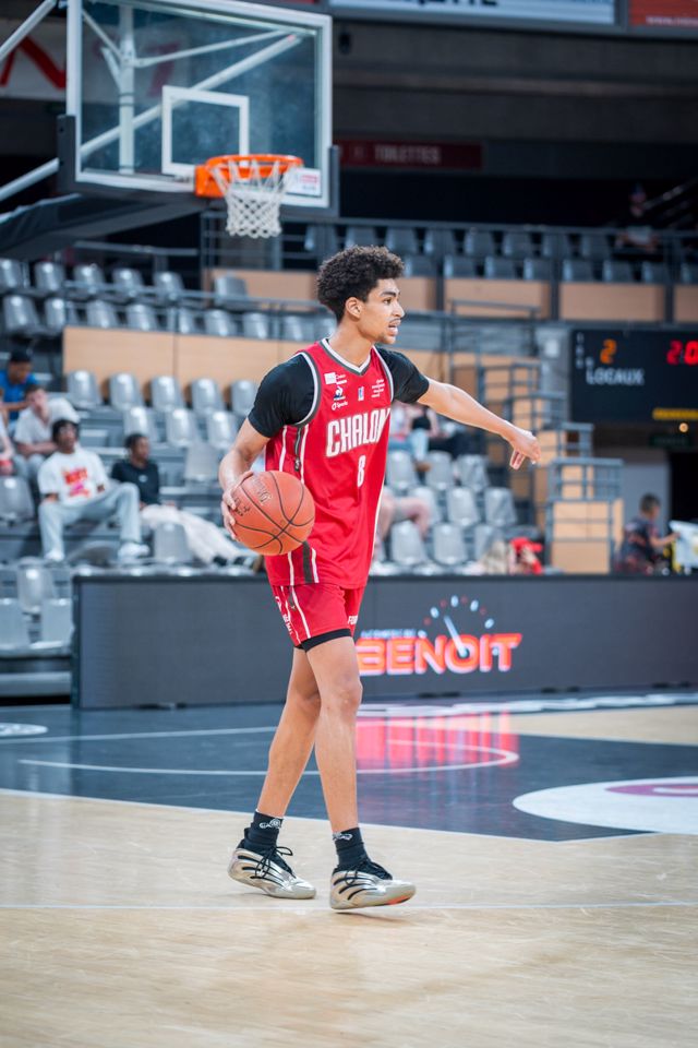 Athlete profile featured image number 3 of 4