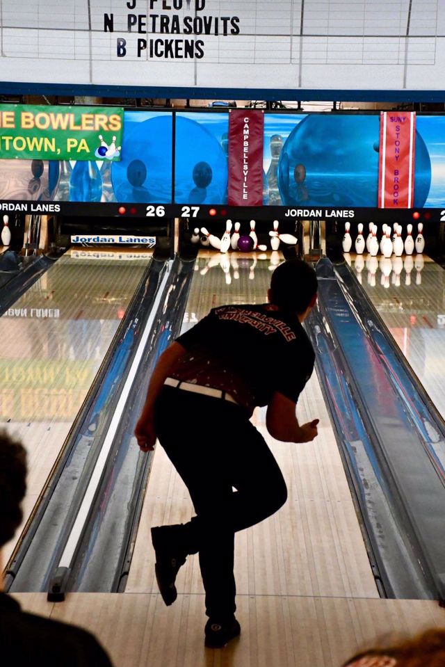 Athlete profile featured image number 1 of 5