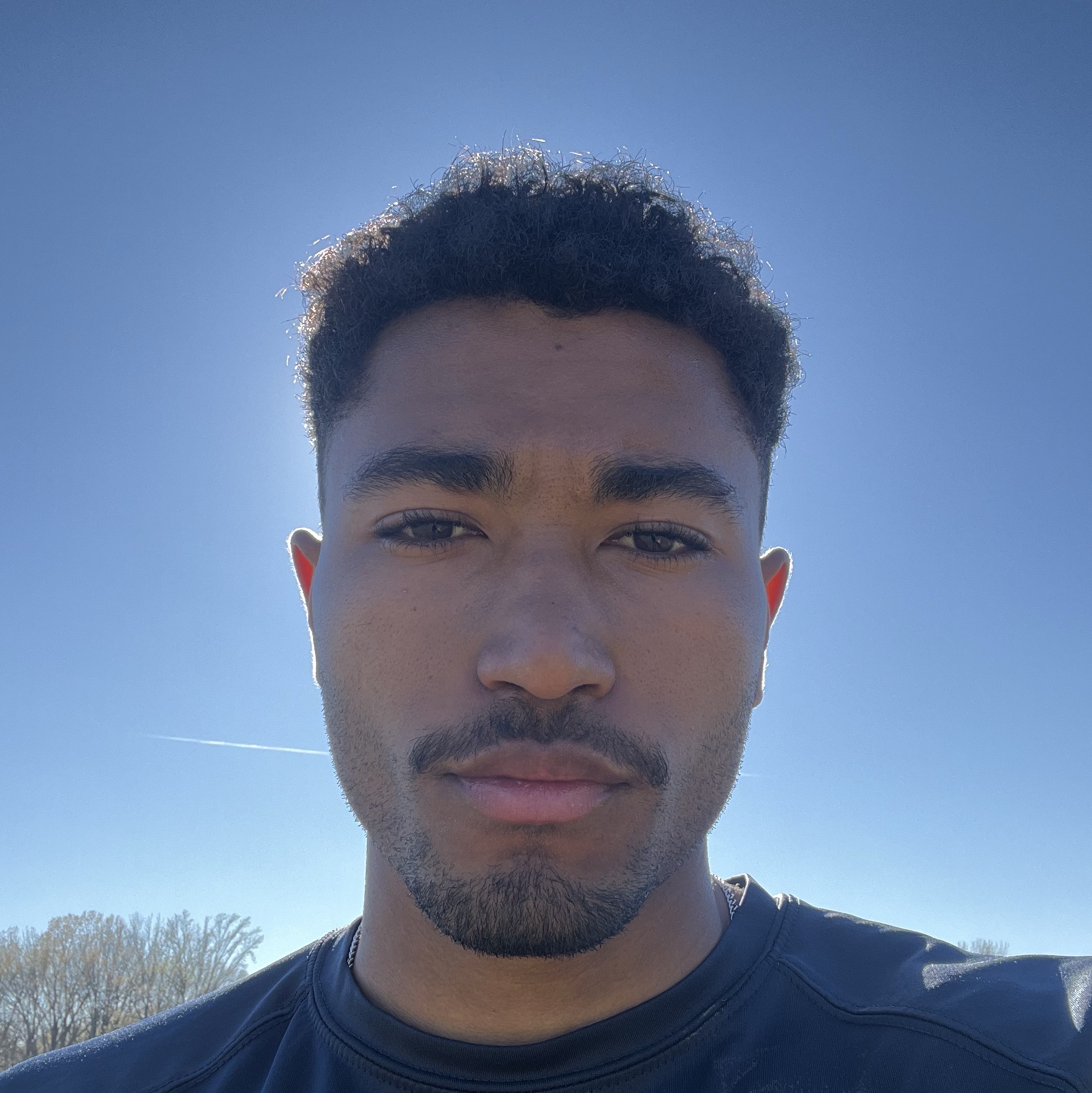 Erik Oliveira athlete profile head shot