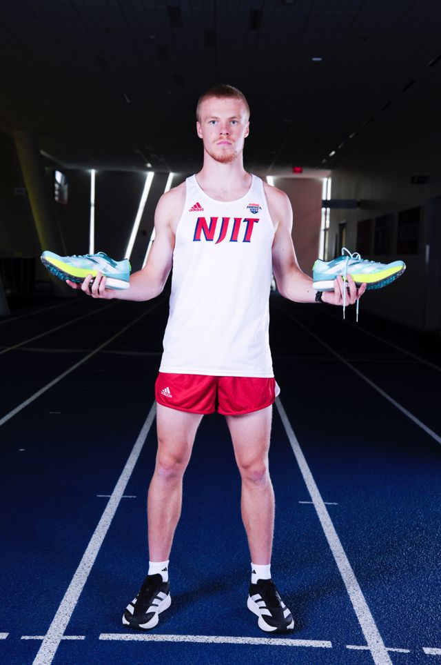 Athlete profile featured image number 4 of 7