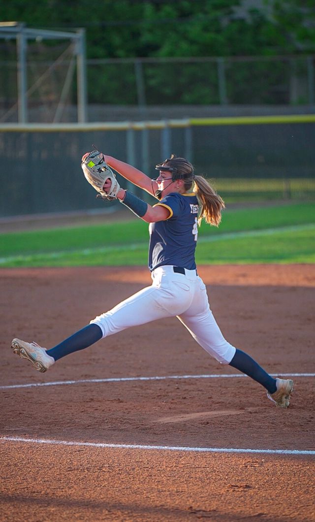 Athlete profile featured image number 1 of 4