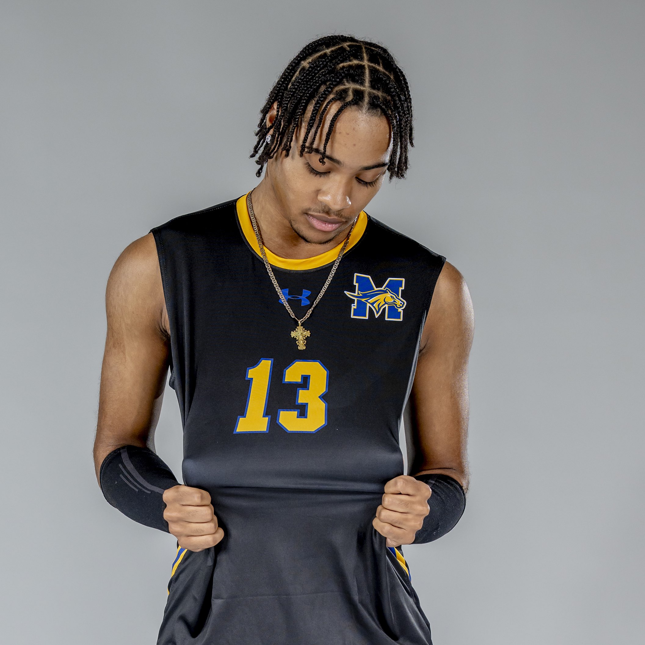 Amavih Calvert athlete profile head shot