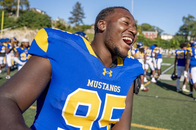 Athlete profile featured image number 2 of 5