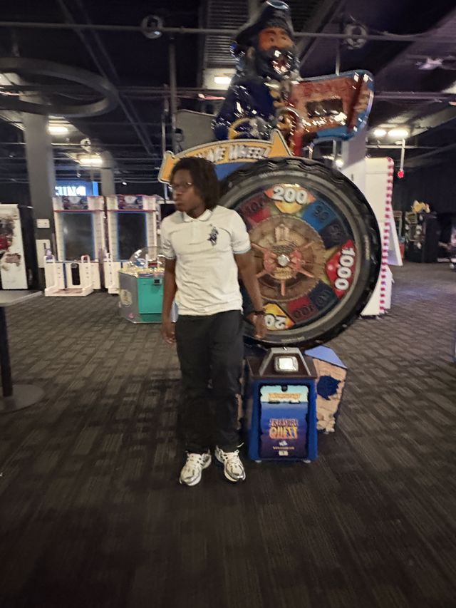 Athlete profile featured image number 2 of 4