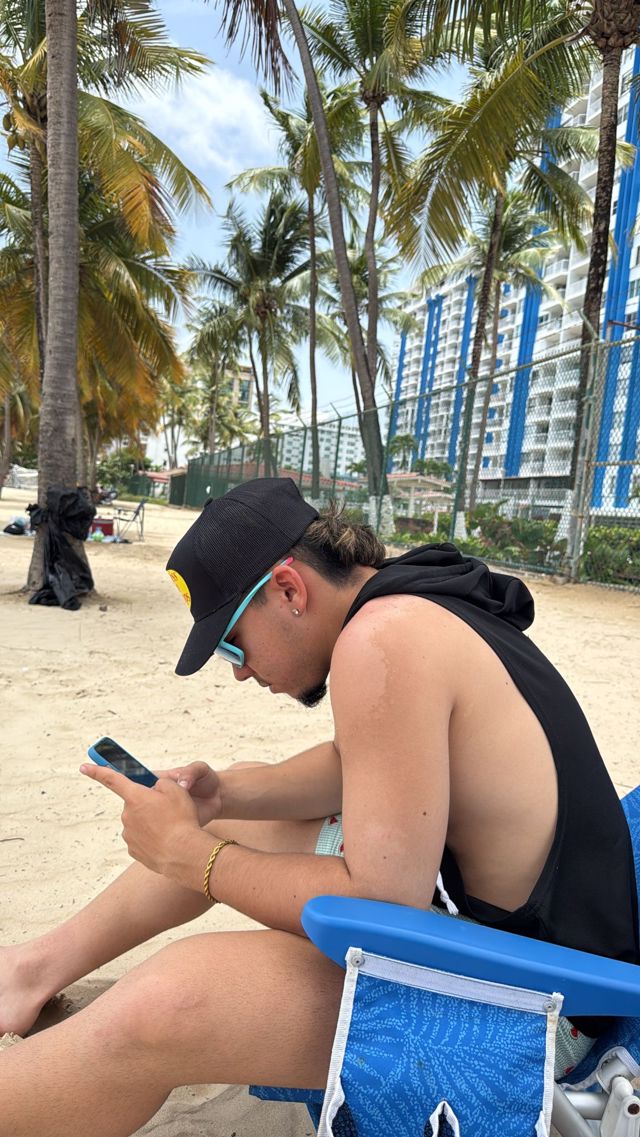 Athlete profile featured image number 1 of 4