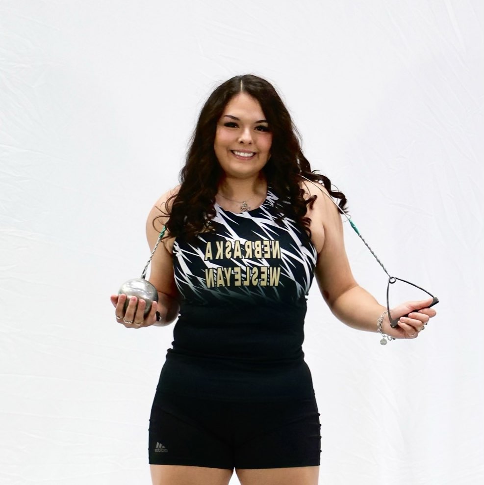 Lyndsie Bosquez athlete profile head shot