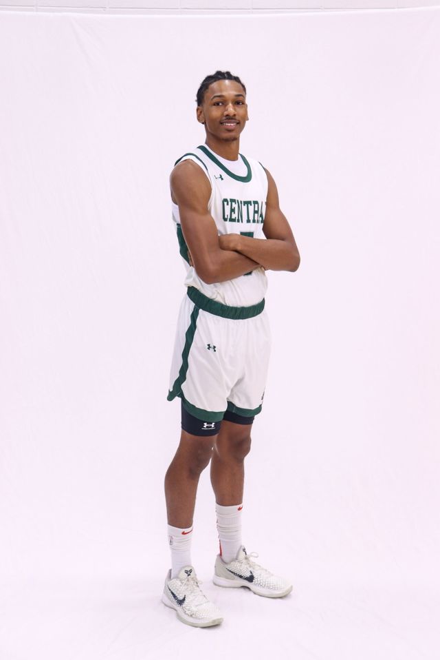 Athlete profile featured image number 4 of 4
