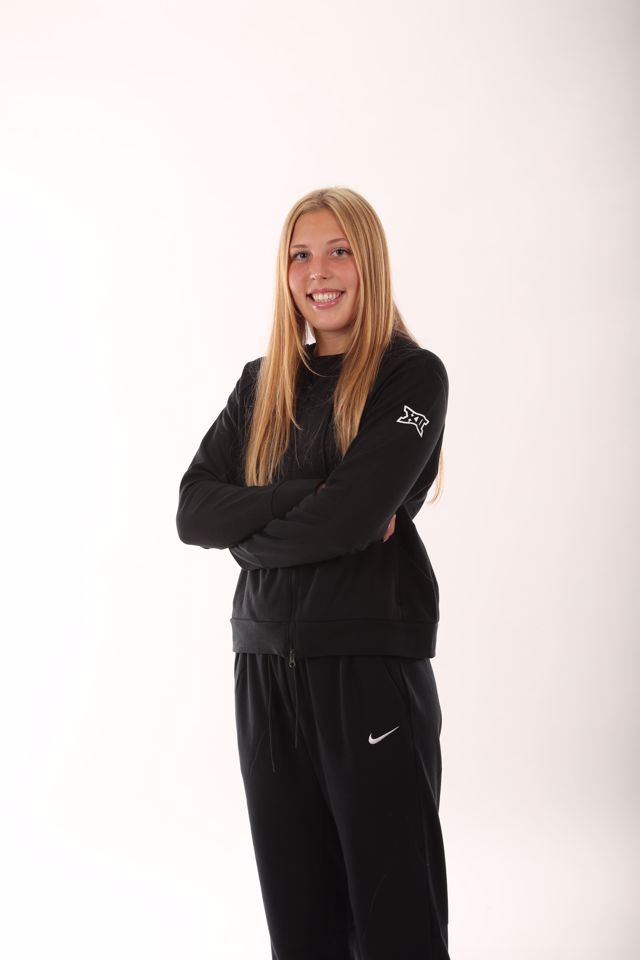 Athlete profile featured image number 4 of 4