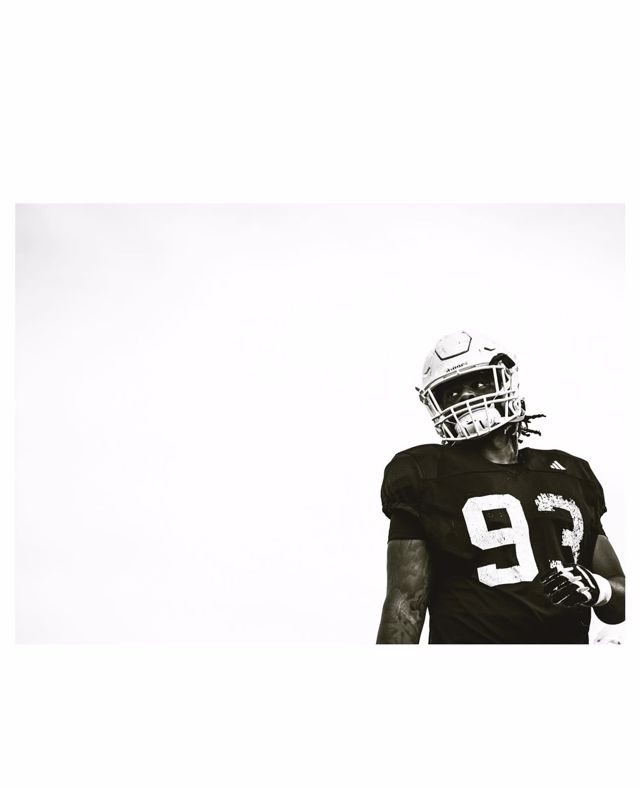 Athlete profile featured image number 2 of 4