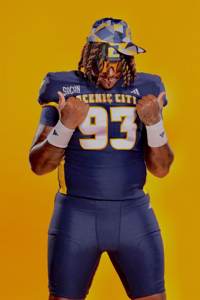 Athlete profile featured image number 3 of 4