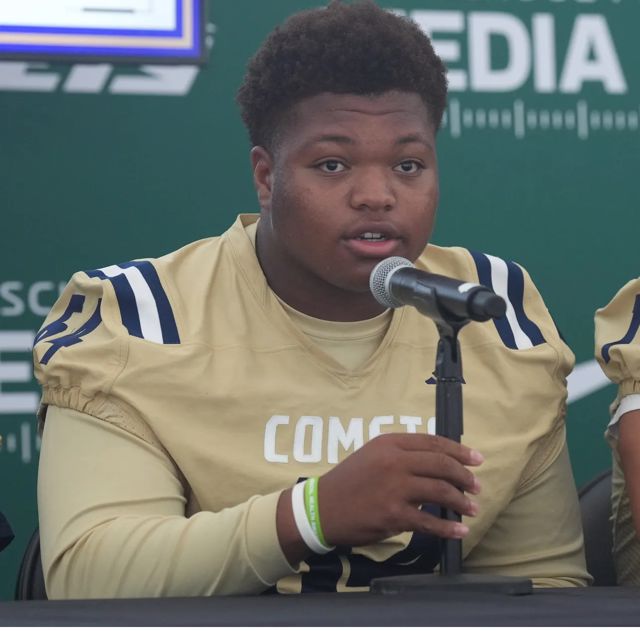 Athlete profile featured image number 4 of 4