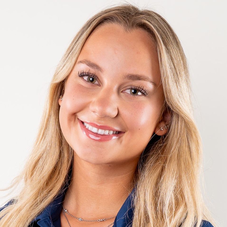 Charlotte Holtke athlete profile head shot