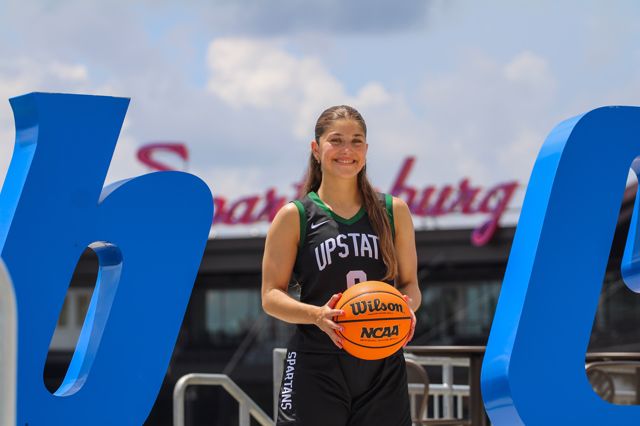 Athlete profile featured image number 1 of 4