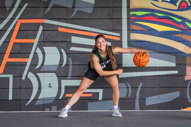 Athlete profile featured image number 3 of 4