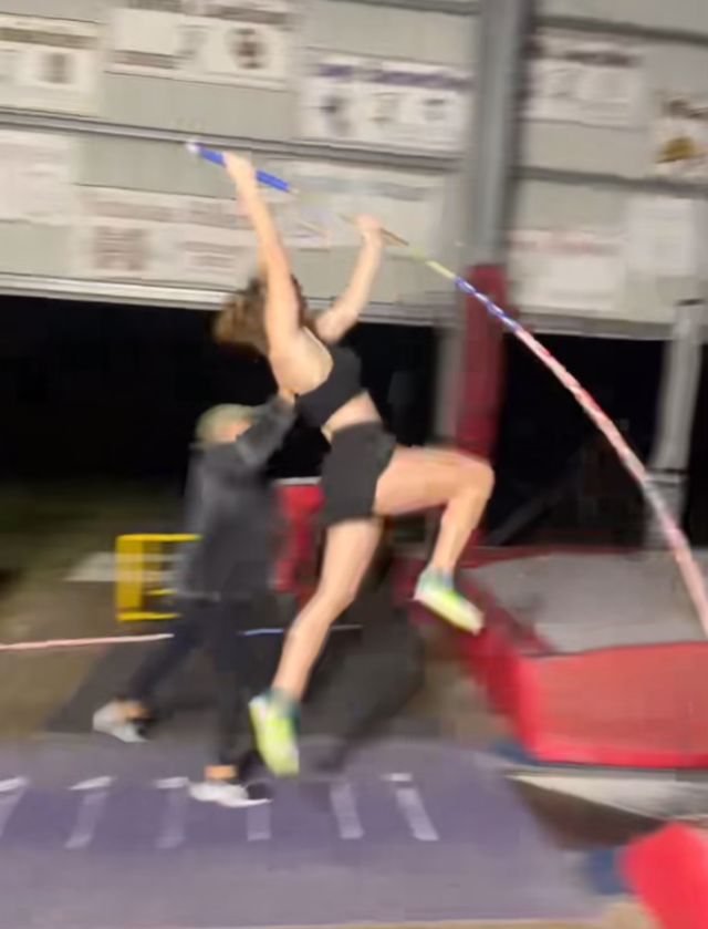 Athlete profile featured image number 4 of 6