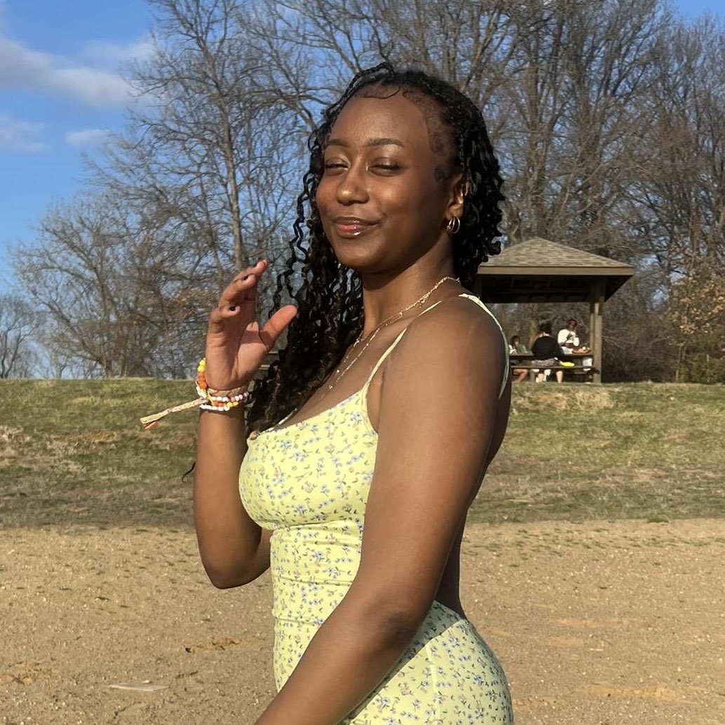 Jahmariona Thompson athlete profile head shot