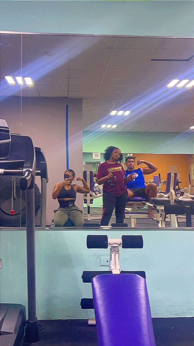 Athlete profile featured image number 1 of 9