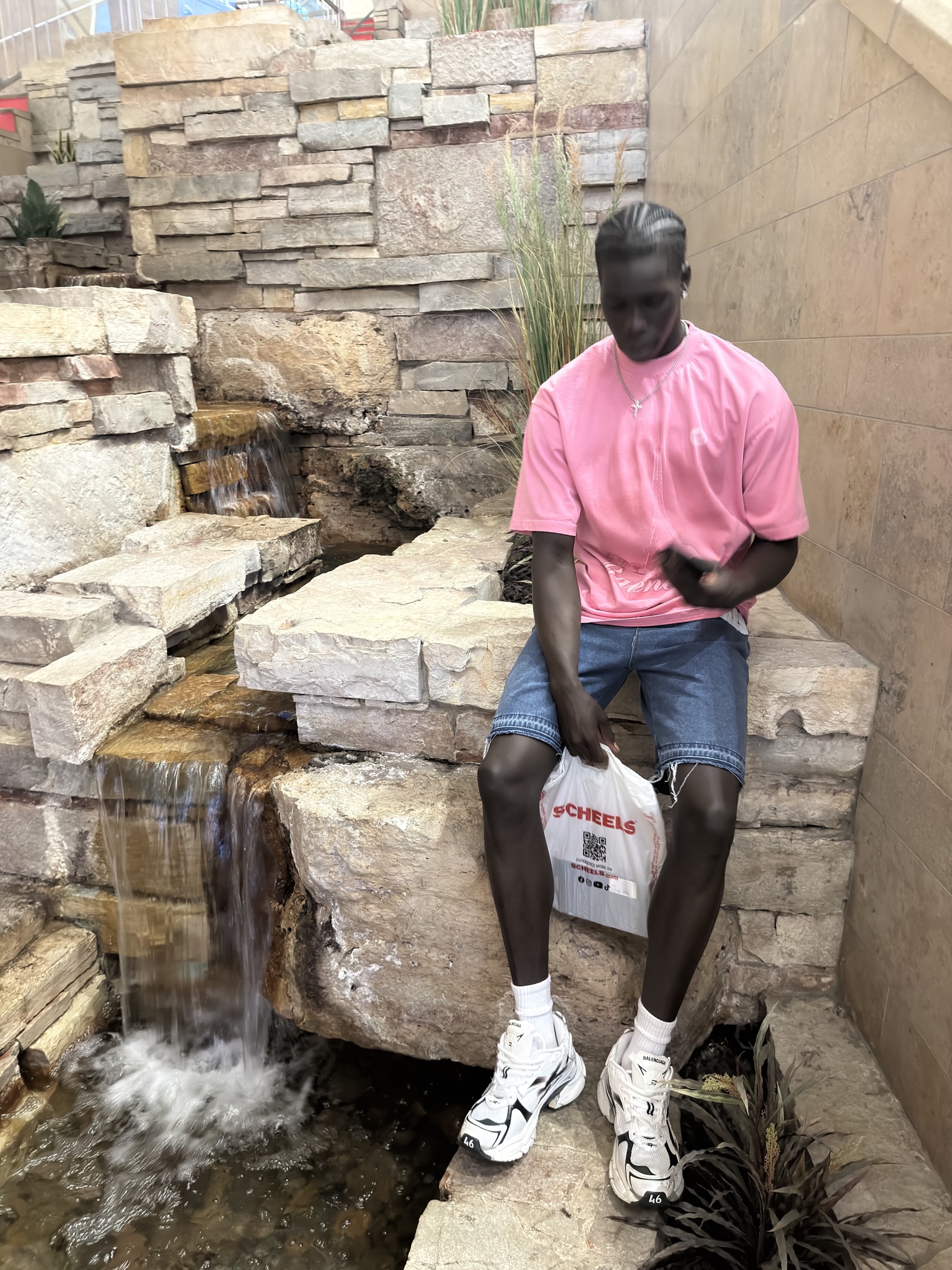 AT Manyoun athlete profile head shot