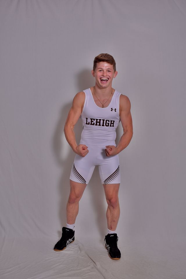 Athlete profile featured image number 1 of 4