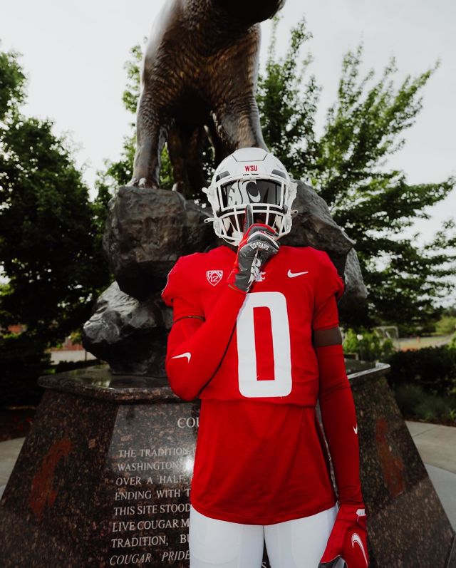 Athlete profile featured image number 1 of 7