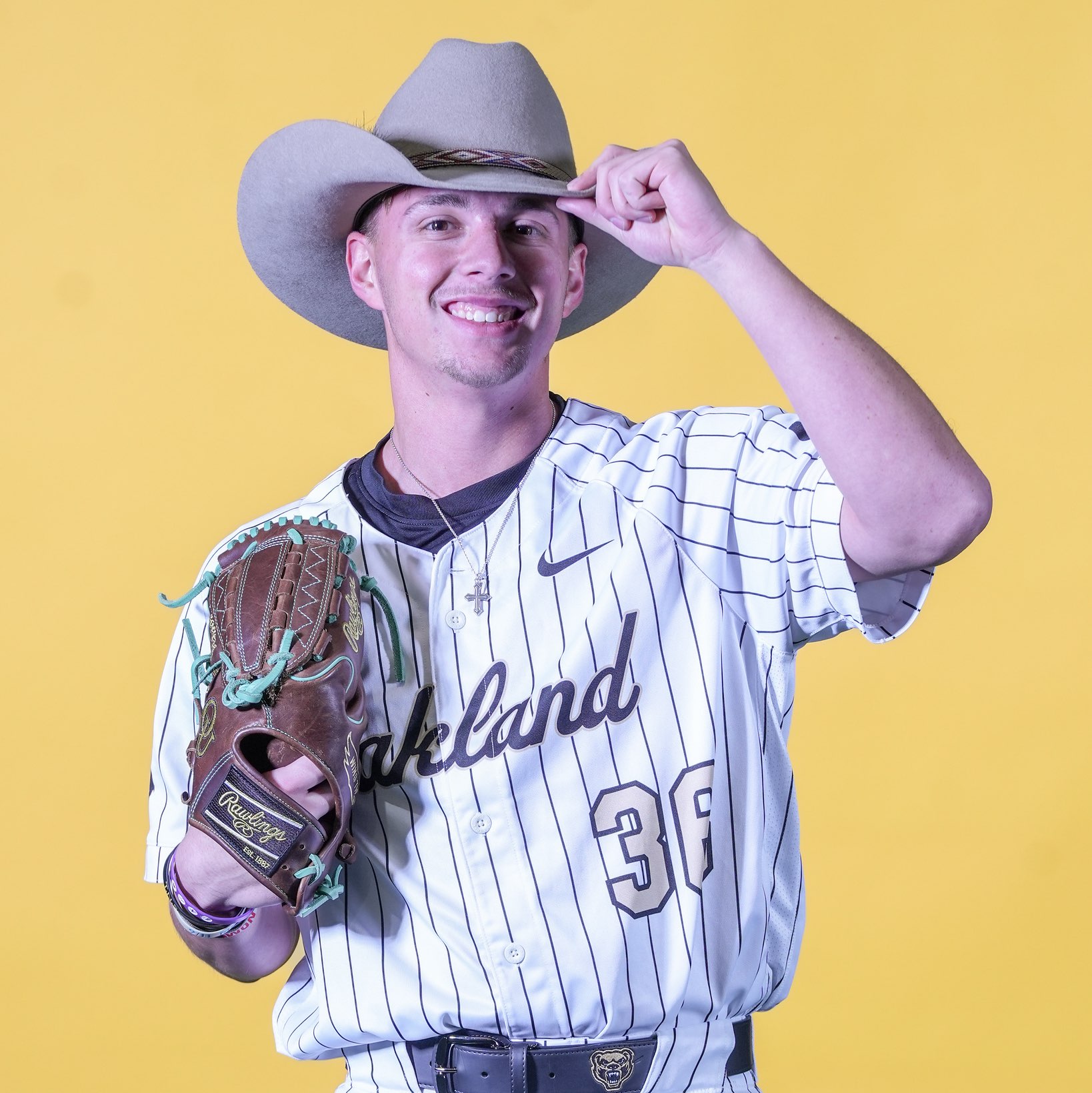 Tag Dillard athlete profile head shot