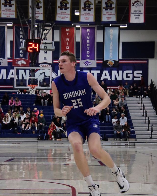 Athlete profile featured image number 2 of 6