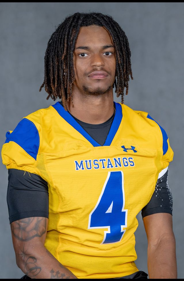 Athlete profile featured image number 4 of 10