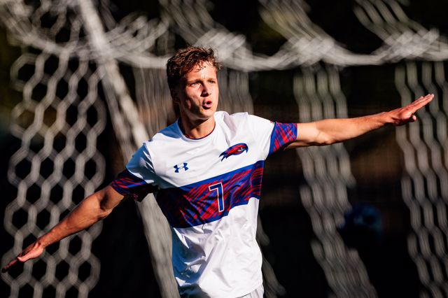 Athlete profile featured image number 2 of 8