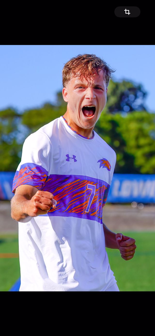 Athlete profile featured image number 4 of 8