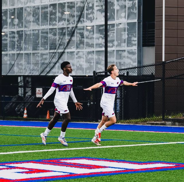 Athlete profile featured image number 3 of 8