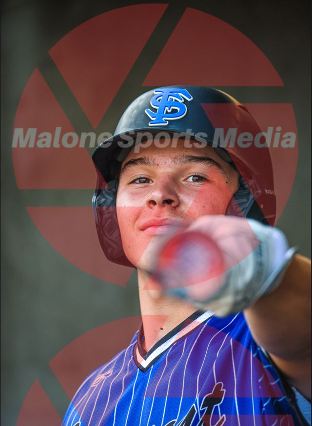 Athlete profile featured image number 2 of 4